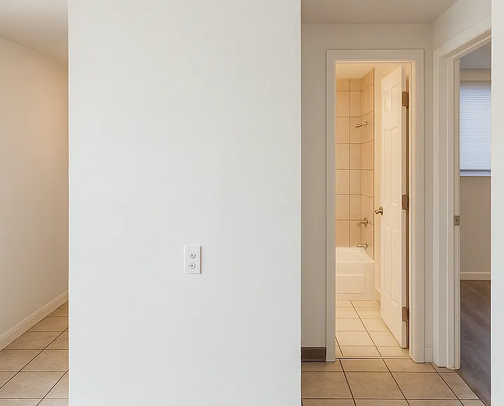 3006 N Institute St — Photo 5