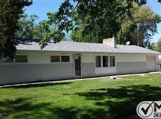 3073 Eastland Rd, Muskegon, MI 49441