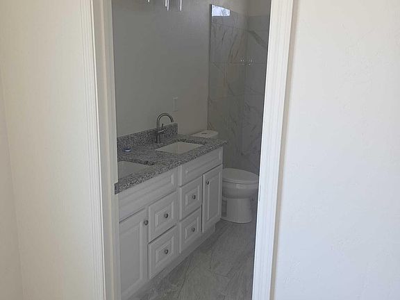 4th image of 383 Via Aloe Vera