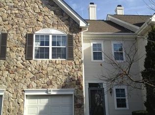 25 Mayflower Dr, Basking Ridge, NJ 07920