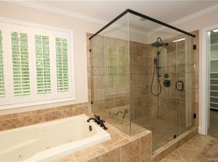 3117 Fairforest Dr, Matthews, NC 28104