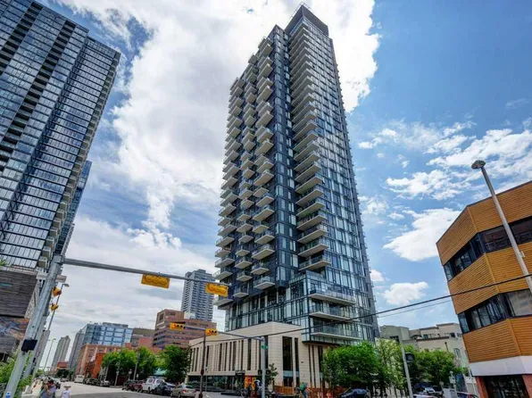 1010 6th St SW #3101, Calgary, AB T2R 1B4