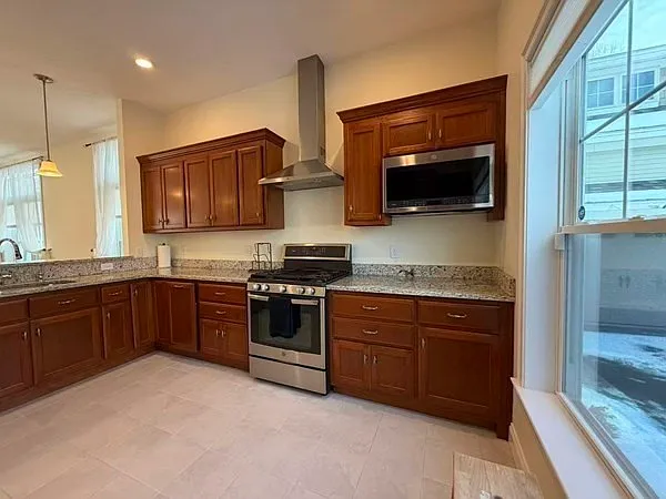 33 Boardwalk Dr #33 — Photo 6