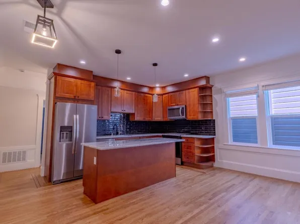 2018 Oakdale Ave, San Francisco, CA 94124