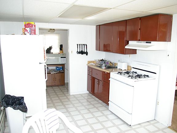 2nd Floor Kitchen