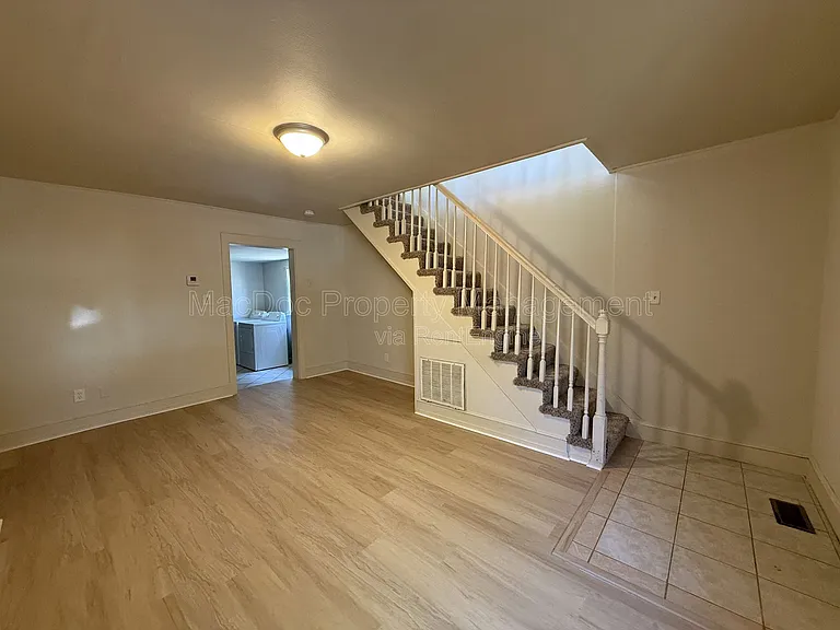 1414 Princess Anne St — Photo 9