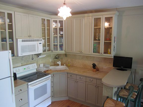 2nd image of 2305 Sidewinder Dr #904