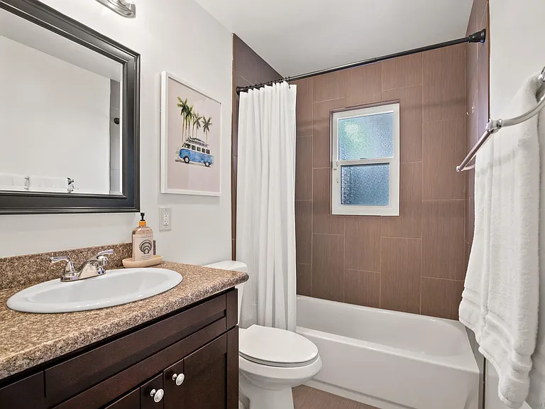 4489 Bertha St — Photo 21