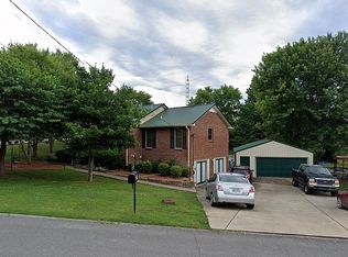 717 Dutchmans Ct, Hermitage, TN 37076
