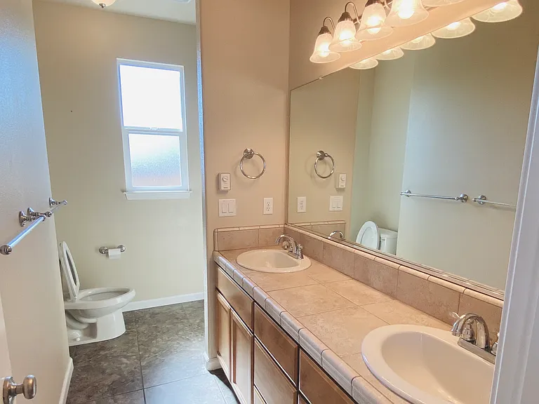 2953 Bancroft Dr — Photo 21