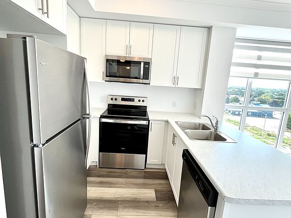 5th image of 460 Dundas St E #602