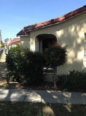 1st image of 194 W Orange Grove Ave