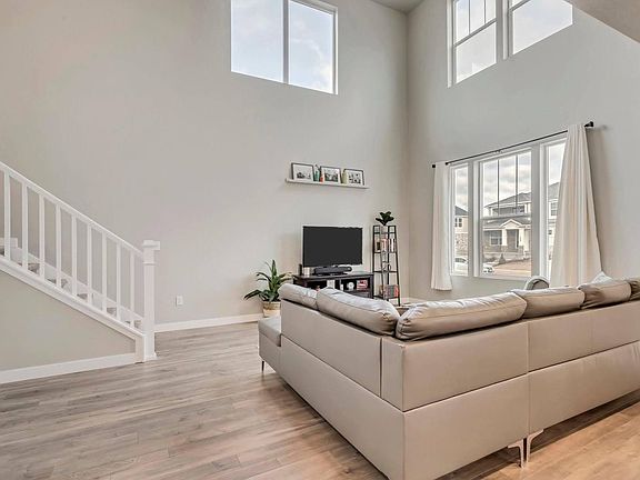 Living Room/Lofted Ceiling