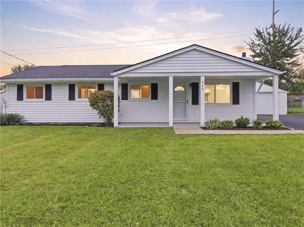 219 Sherwood Dr, Cranberry Township, PA 16066
