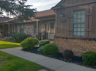 12343 Nantucket Dr, South Lyon, MI 48178