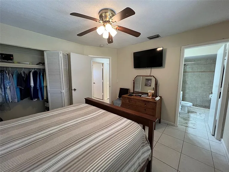 18493 Lake Worth Blvd — Photo 18
