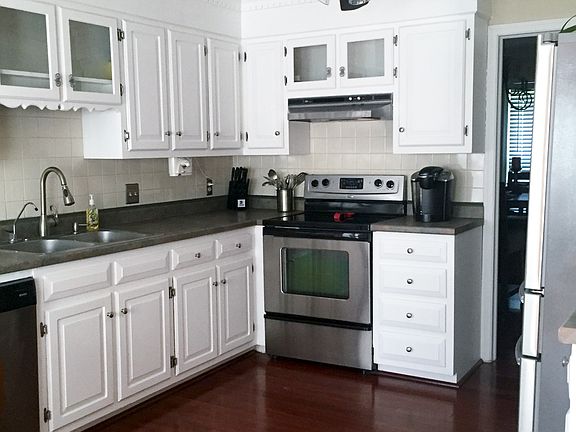 5th image of 405 Woodbridge Dr