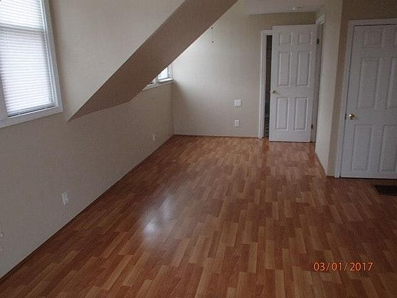 3rd image of 8503 Idaho Ave
