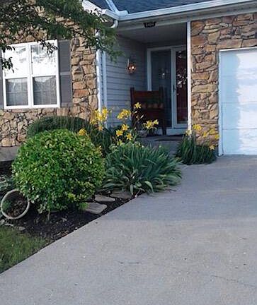 2nd image of 8484 Watersedge Dr