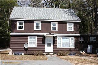 3rd image of 54 Quinby Dr