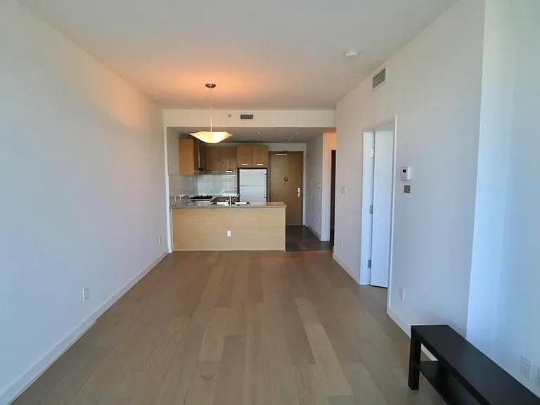 8080 Cambie Rd — Photo 6