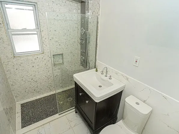 846 East 48th Street image 9 of 10