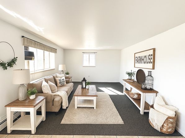 27 Amherst Ave APT 5