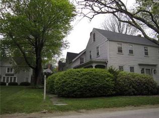 62 Pleasant St, Wiscasset, ME 04578