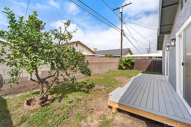 22025 Garston Ave — Photo 22