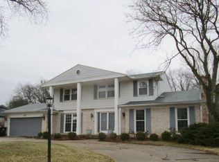 25227 Arden Park Dr, Farmington Hills, MI 48336