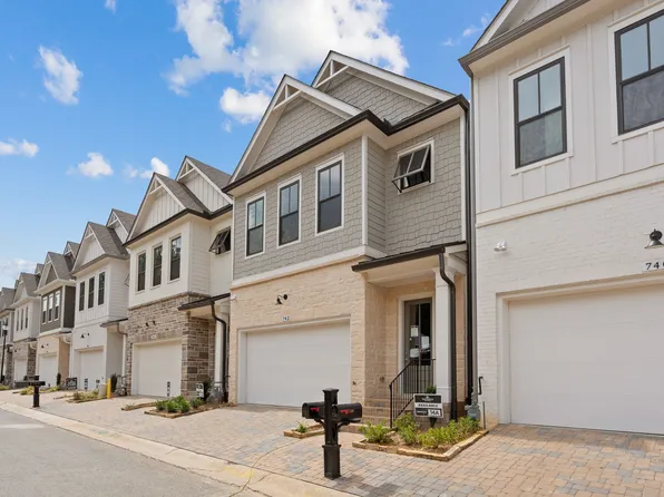 738 Stickley Oak Way, Woodstock, GA 30189