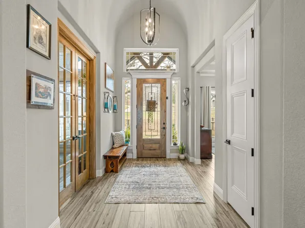 1004 Meadow Wood Ter, Azle, TX 76020