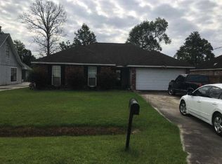 1044 Foxlane Dr, Baton Rouge, LA 70819