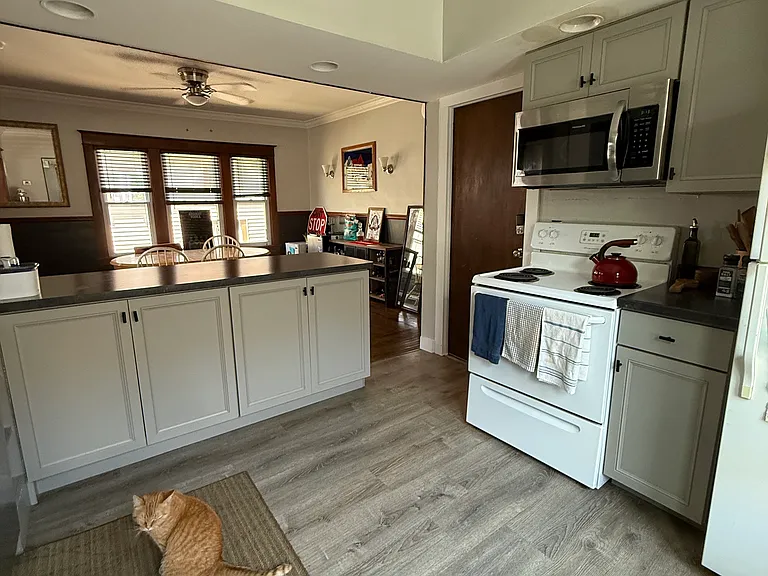 107 Carmel Rd — Photo 2