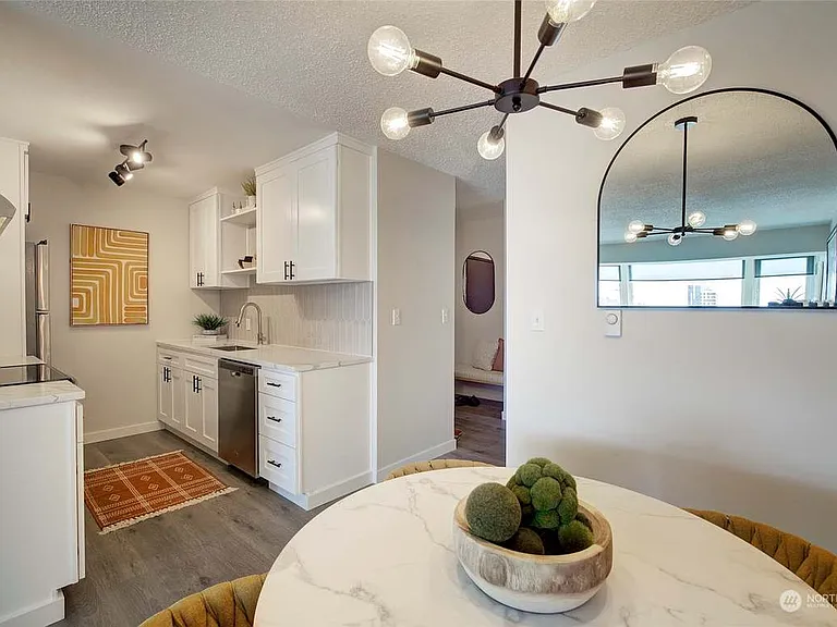 400 Melrose Ave E #302 — Photo 20