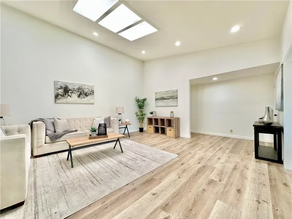 13515 Avenida Santa Tecla #210H, La Mirada, CA 90638