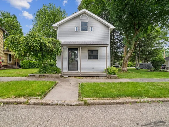 448 Liberty St, Harmony, PA 16037