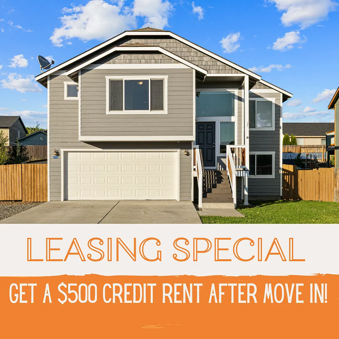 Large 5 Bedroom Home For Rent! — Photo 1