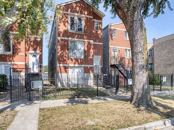 2nd image of 3010 W Flournoy St #3