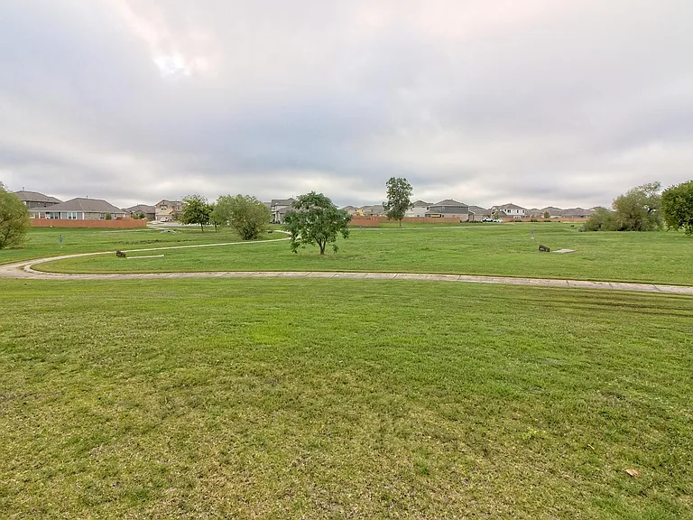 555 White Steppe Way — Photo 33