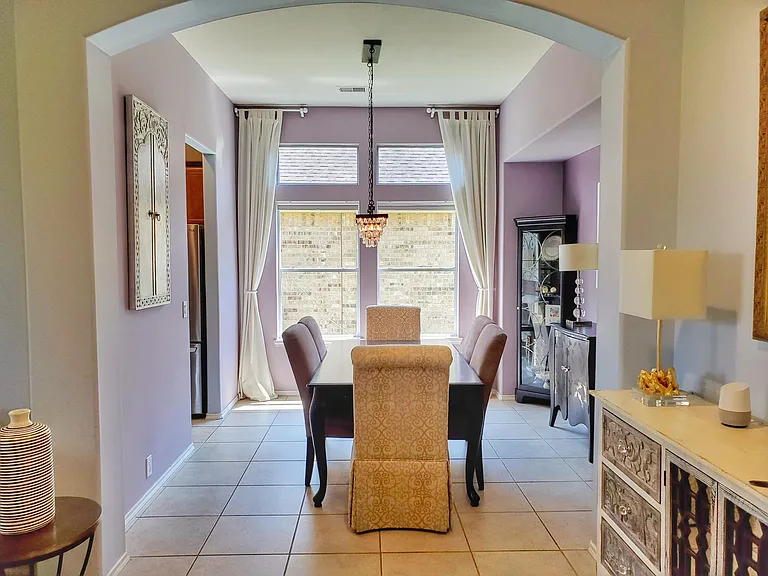 Elegant formal dining room