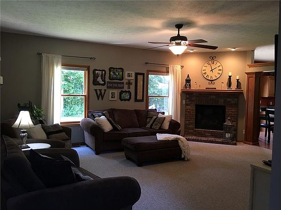 3rd image of 6113 N Wyndham Way