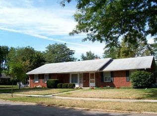 2201 Post Oak Ln, Lansing, MI 48912