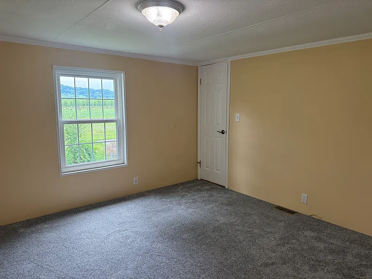 184 Bessor Rd — Photo 17