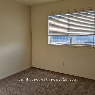 629 Presidents Pl #1 — Photo 10