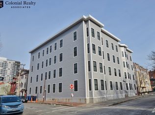 47 Brookline St #15, Cambridge, MA 02139