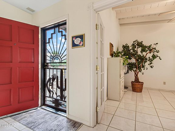 3rd image of 4520 E La Estancia