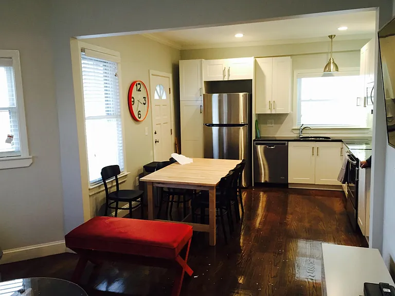 1059 Saratoga St #2 — Photo 9