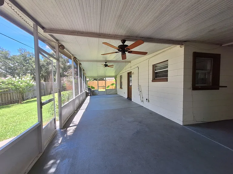 4006 Bayfront Pkwy — Photo 28
