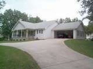 17 Pleasant St, Danielsville, GA 30633